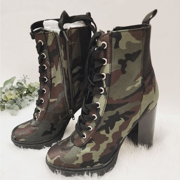 NEW Steve Madden Army Camo Boots size 6.5 - Picture 12 of 14